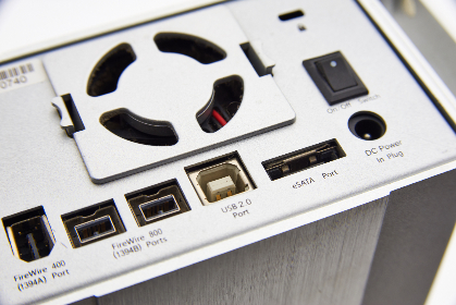 按着腰冲刺bl 按着腰冲刺bl